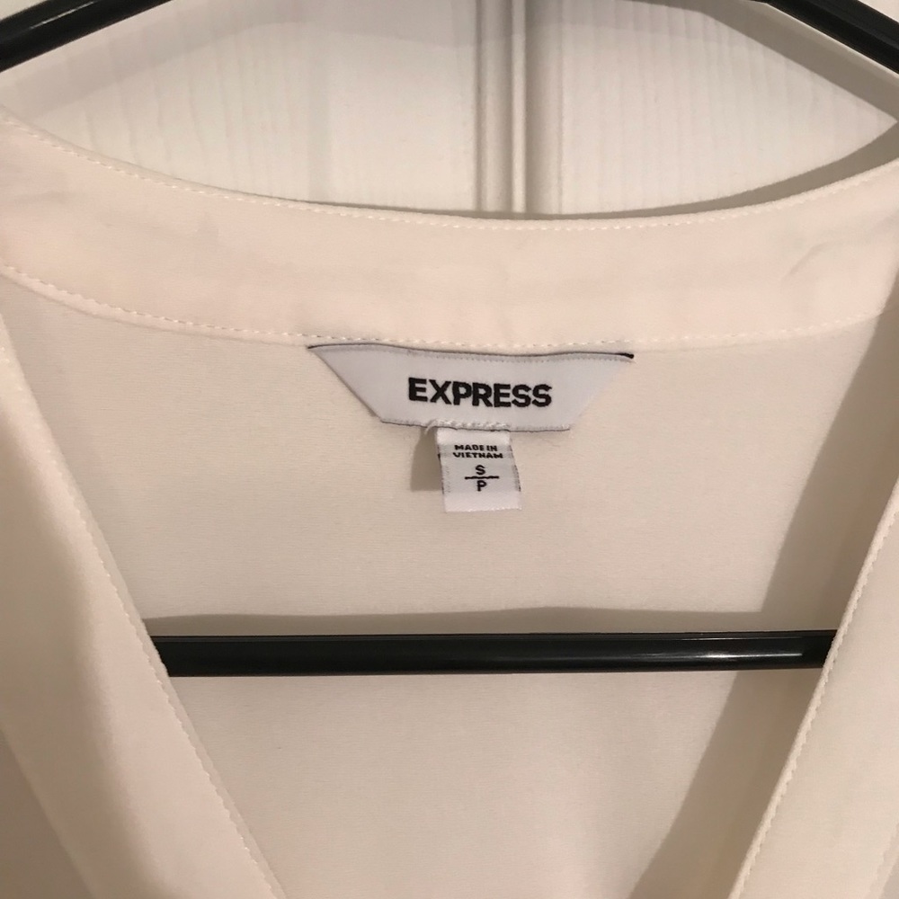 Express White Long Sleeve Blouse - Picture 5 of 5